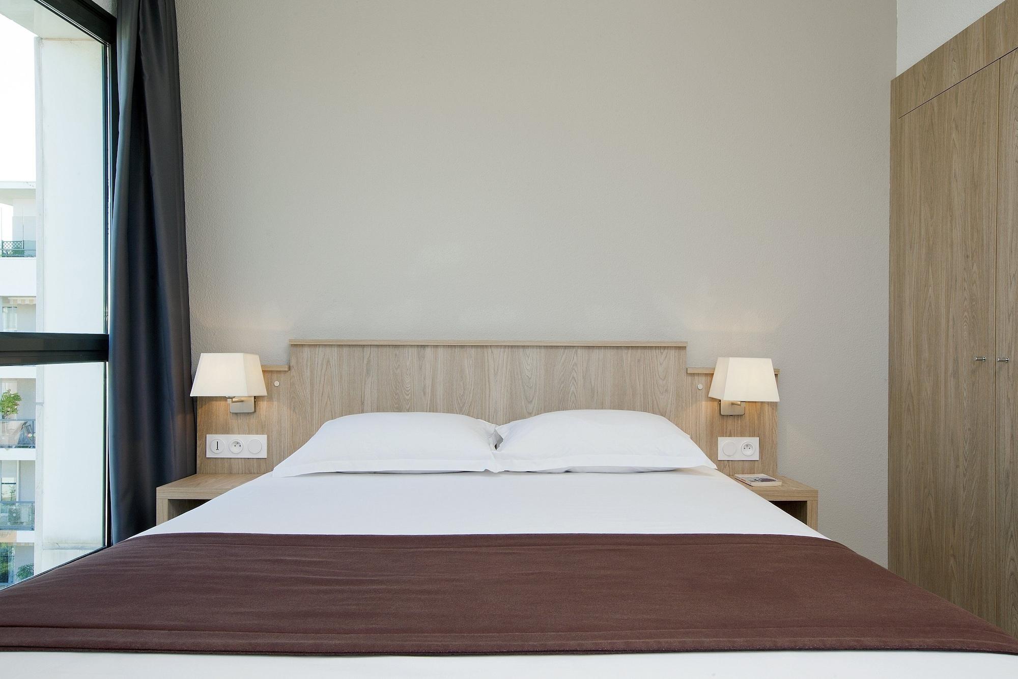 Residhome Gerland Aparthotel 3*