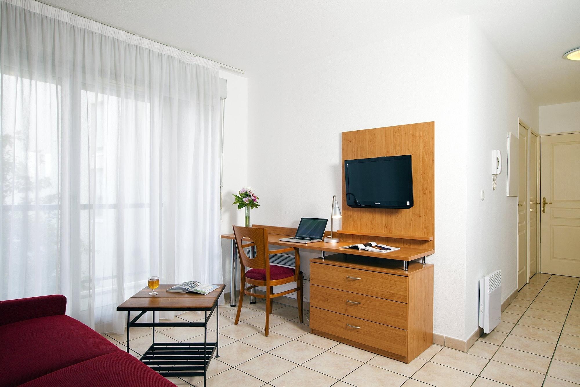 Residhome Gerland 3*