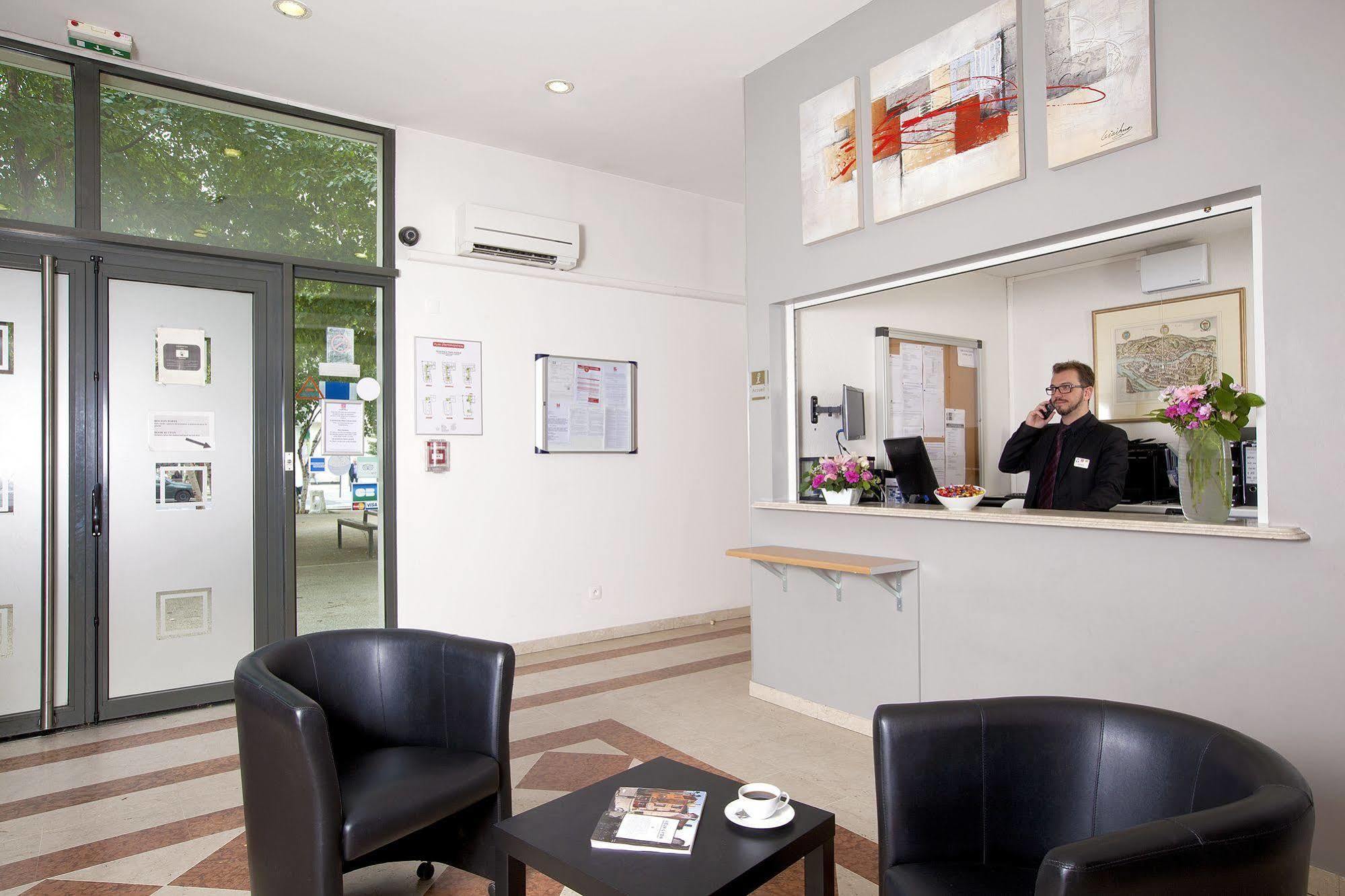 Residhome Gerland Aparthotel 3*
