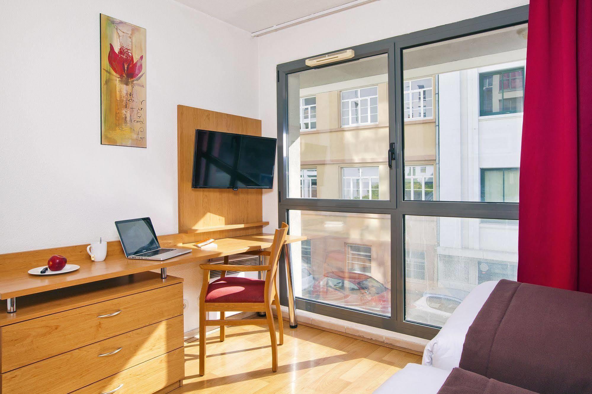 Residhome Gerland Aparthotel 3*